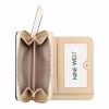 Omyra Chain Phone Crossbody - Image 4