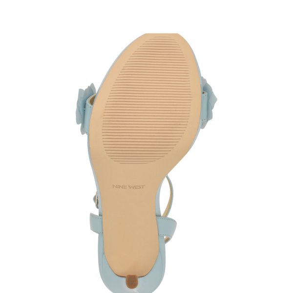 Lovely Flower Platform Sandals - Image 5